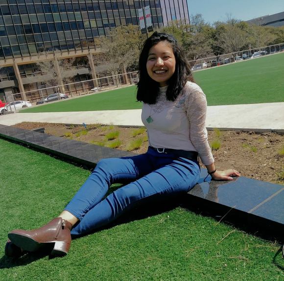 Meet your Posher, Flor - Picture 1 of 1